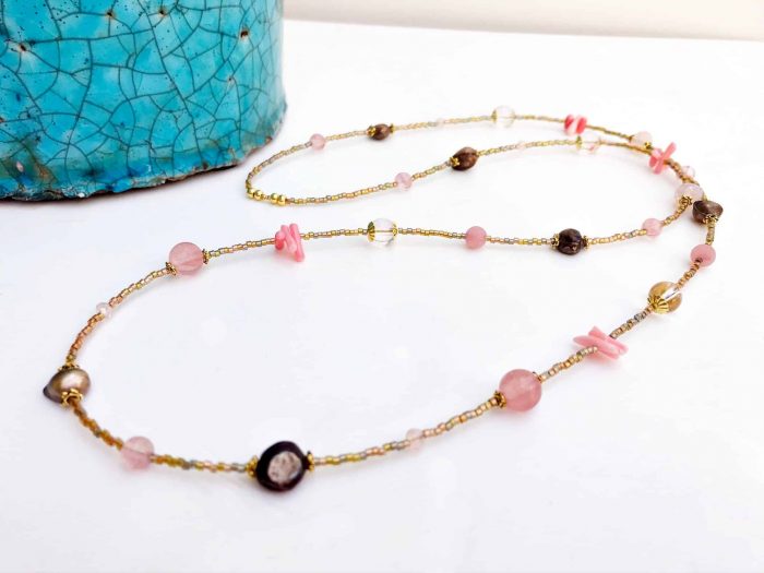 Filigrane Lange Perlenkette Mit Koralle &Amp; Süßwasserperlen