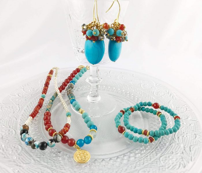 Perlenkette Mit Anhänger Türkis Karneol Gold -