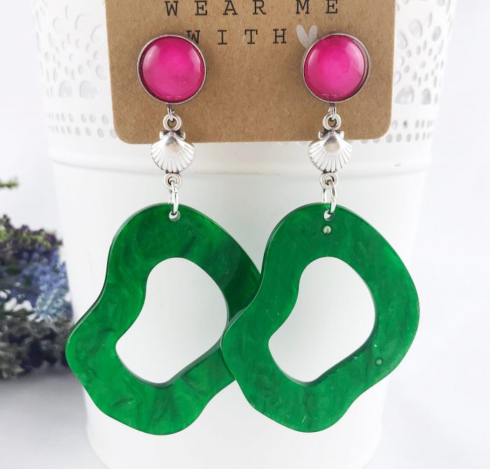 Schöne Ohrringe In Leuchtendem Grün Und Pink