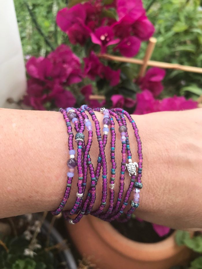 Schönes Wickelarmband Purple Turtle Silber Mit Rocailles - Perlen Und Amethyst